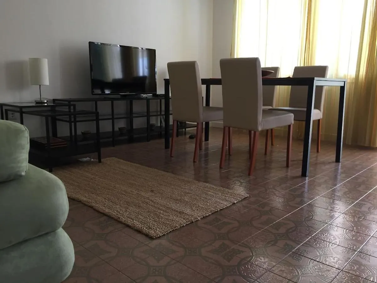 Domic ,Two Bedrooms Whit Large Terrace Njivice Apartment