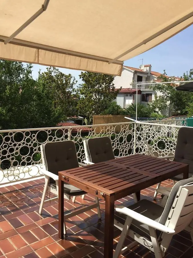 Domic ,Two Bedrooms Whit Large Terrace Njivice