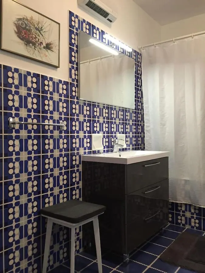 Domic ,Two Bedrooms Whit Large Terrace Njivice Croatia