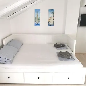 Ribar 2 Apartment